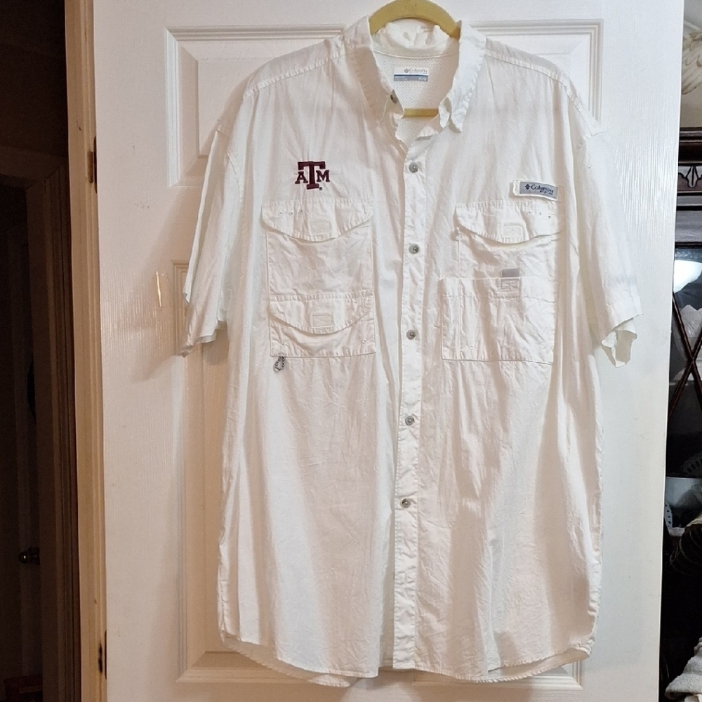 Columbia White Casual Button Down Shirt with Embroidered Logo Texas A&M SZ.XLG
